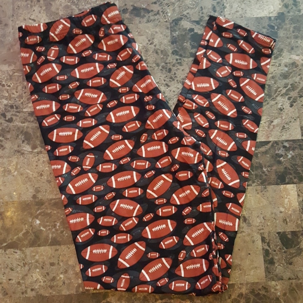 🏈FOOTBALL LEGGINGS🏈